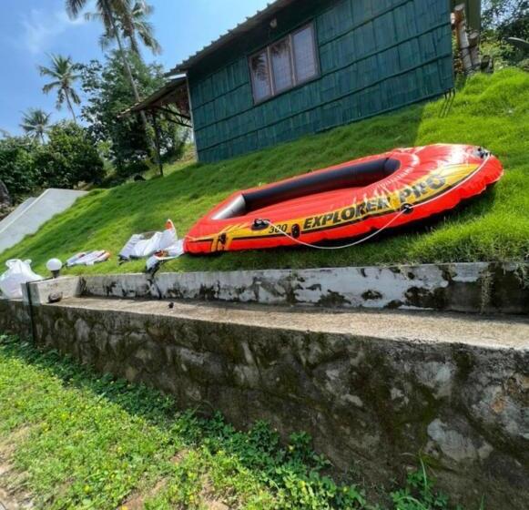 בית מלון כפרי Coconut Valley