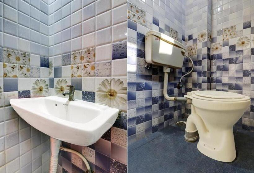 호텔 O S.l.v Boarding & Lodging