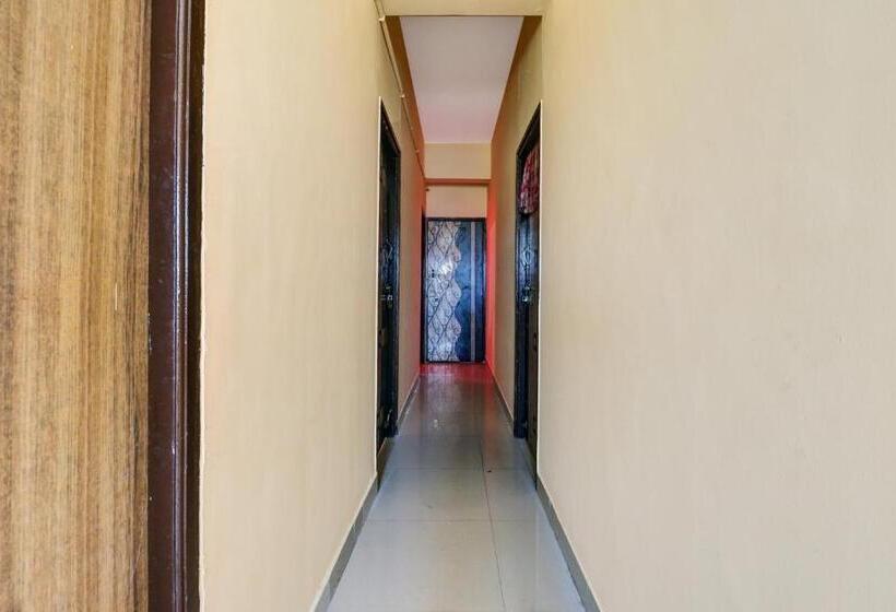 호텔 O S.l.v Boarding & Lodging