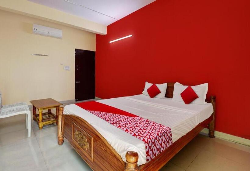 호텔 O S.l.v Boarding & Lodging