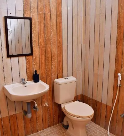 هتل Revive Inn Pondy   Rooms & Villa