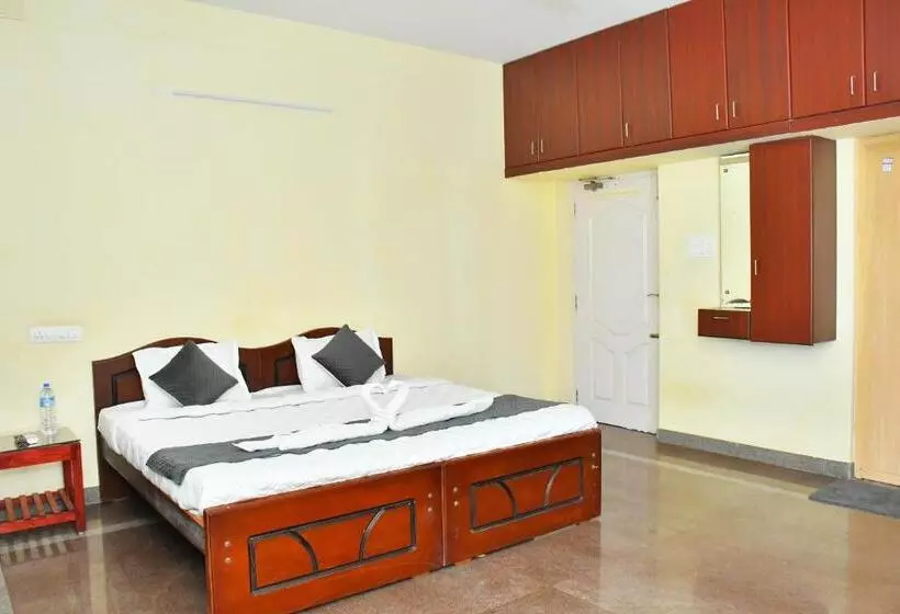 هتل Revive Inn Pondy   Rooms & Villa