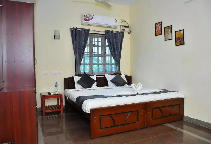 هتل Revive Inn Pondy   Rooms & Villa