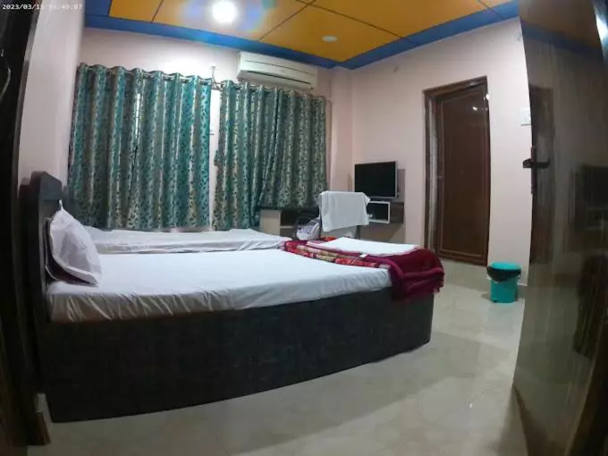 Hotelli Roop Amrit Guest House , Agartala