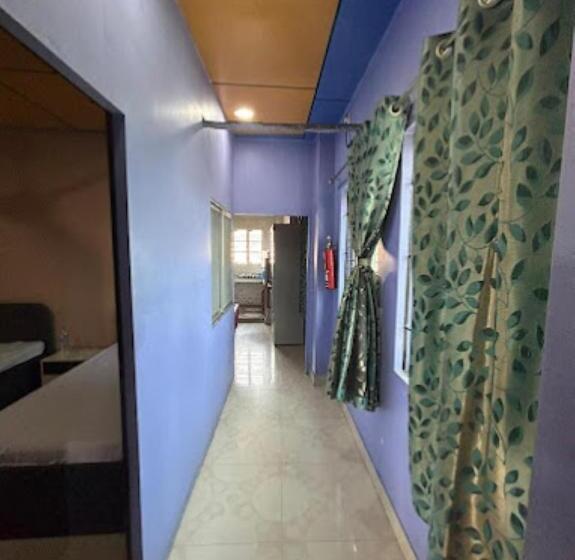 هتل Roop Amrit Guest House , Agartala