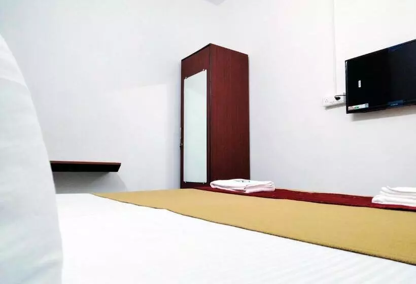 Hotelli Royal Green Inn