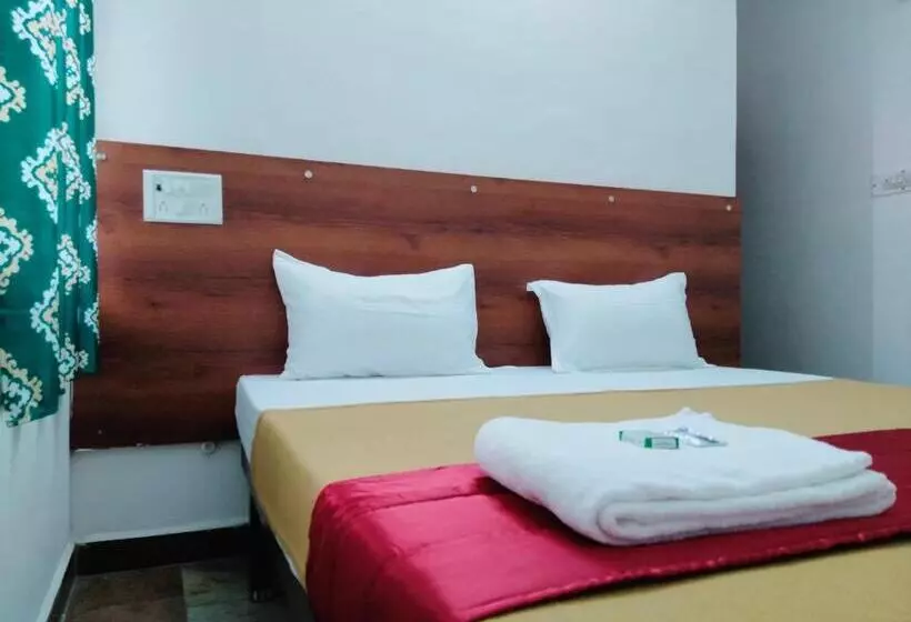 Hotelli Royal Green Inn