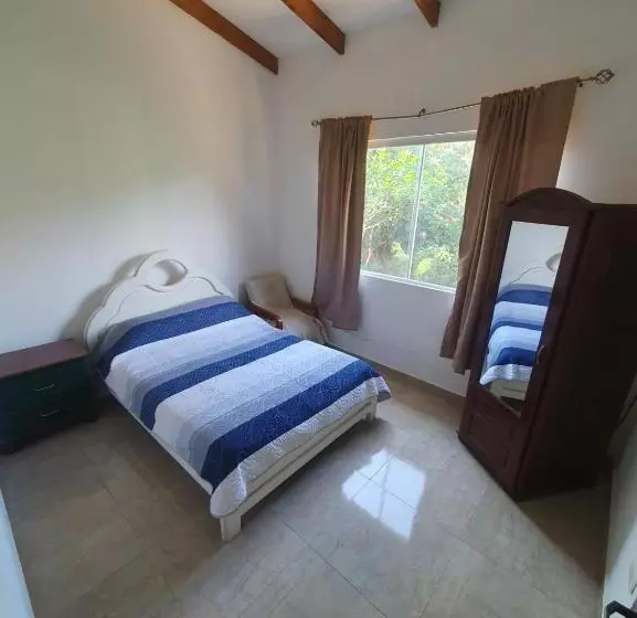 پانسیون Casa Rural Doña Blanca