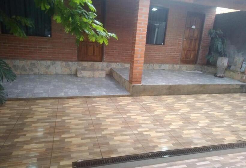 پانسیون Hospedaje Mandu,ara