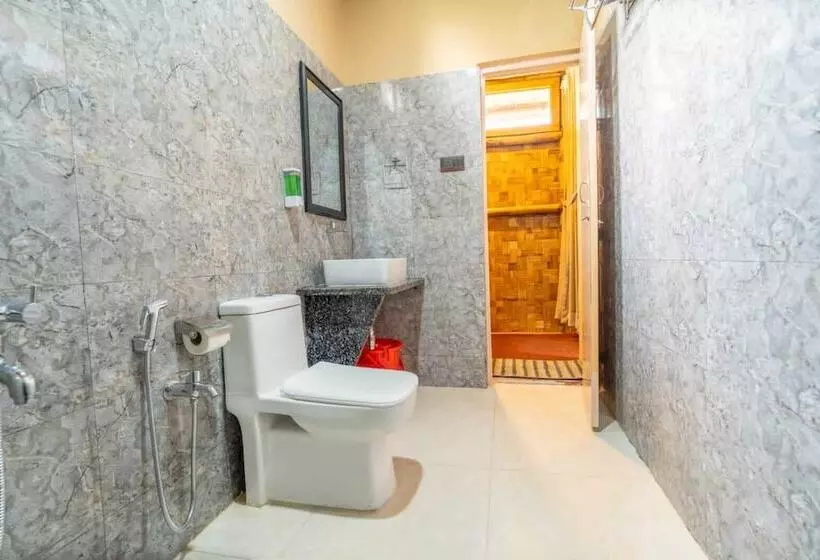 Lomakeskus Habitas Rhino By Nature Hunt