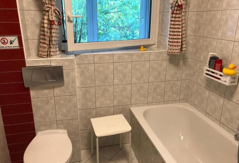 Rote Etage, Fränkisches Design, Süd Balkon In Nur 50 Schritten Zum Radweg