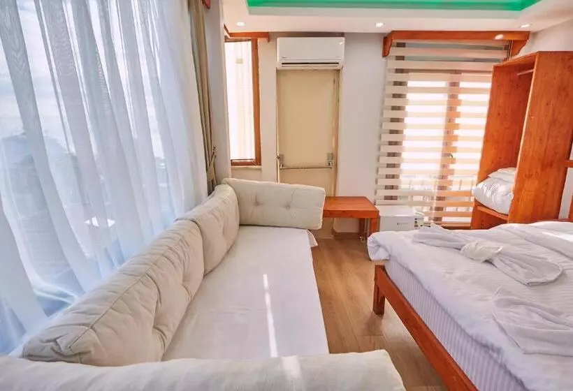 Sabina Hotel Near Grand Bazaar, City Center