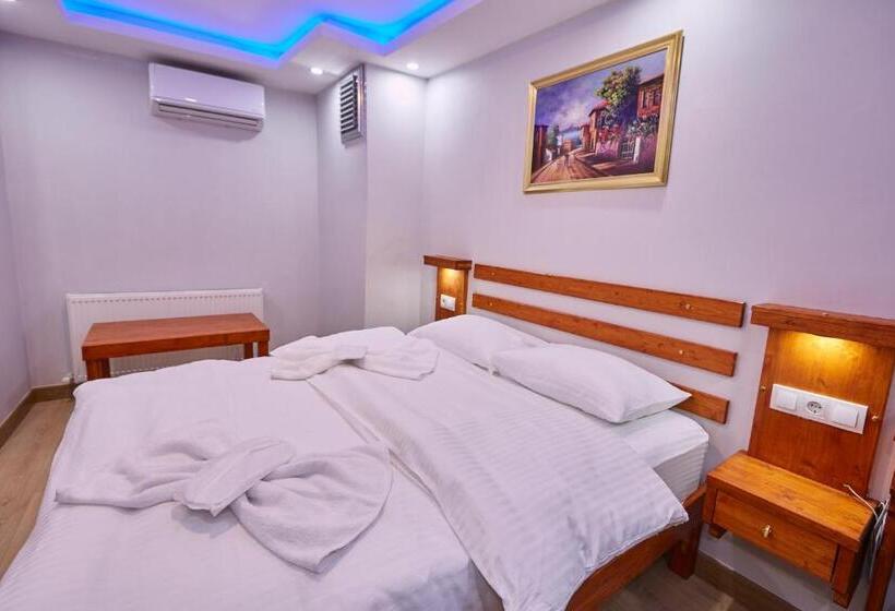 Sabina Hotel Near Grand Bazaar, City Center