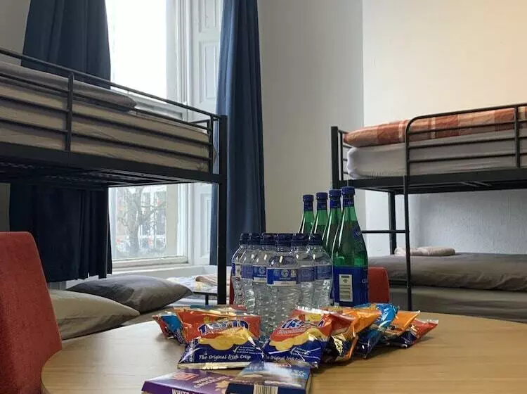 هاستل Eden Quay Guesthouse Private Rooms
