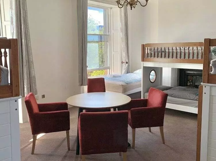 هاستل Eden Quay Guesthouse Private Rooms