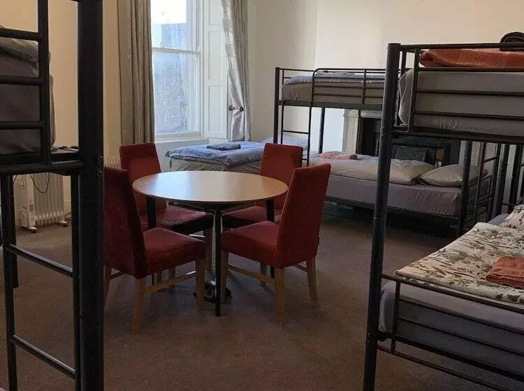 هاستل Eden Quay Guesthouse Private Rooms