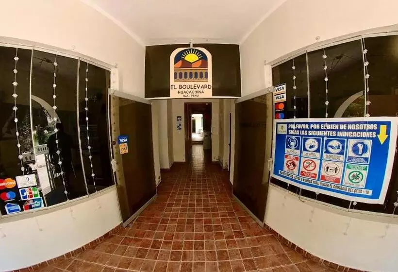 هاستل El Boulevard De Huacachina