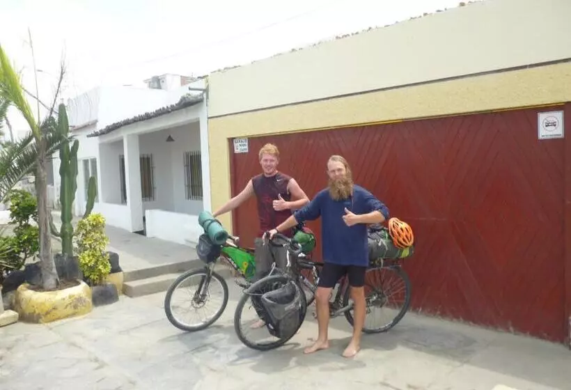 تختخواب و صبحانه Hospedaje Punta Hermosa