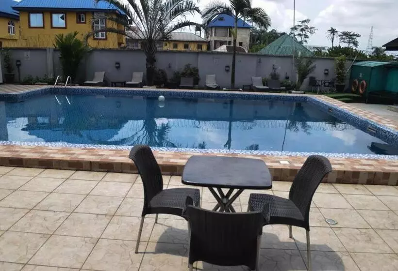 Golden Tulip Hotel Gt31 Stadium Road