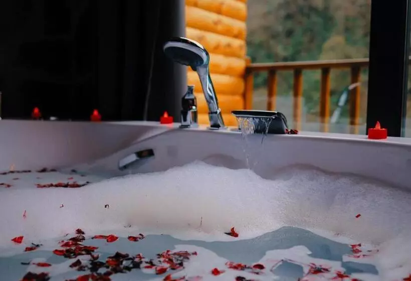 Hotelli Golden Rose Bungalov