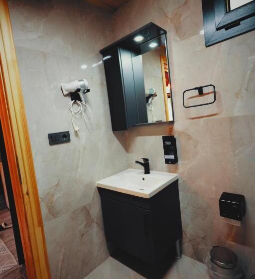 فندق Golden Rose Bungalov