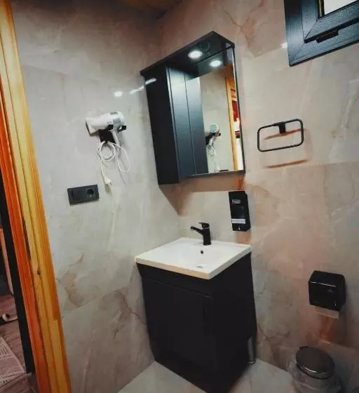 Hotelli Golden Rose Bungalov