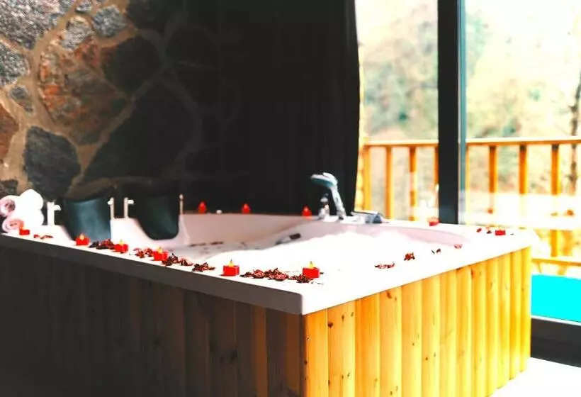 Hotelli Golden Rose Bungalov