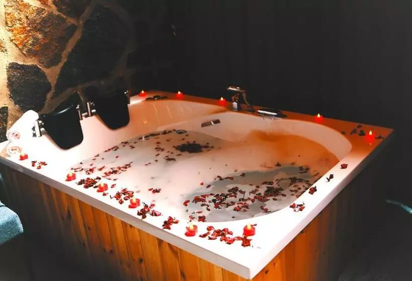 Hotelli Golden Rose Bungalov