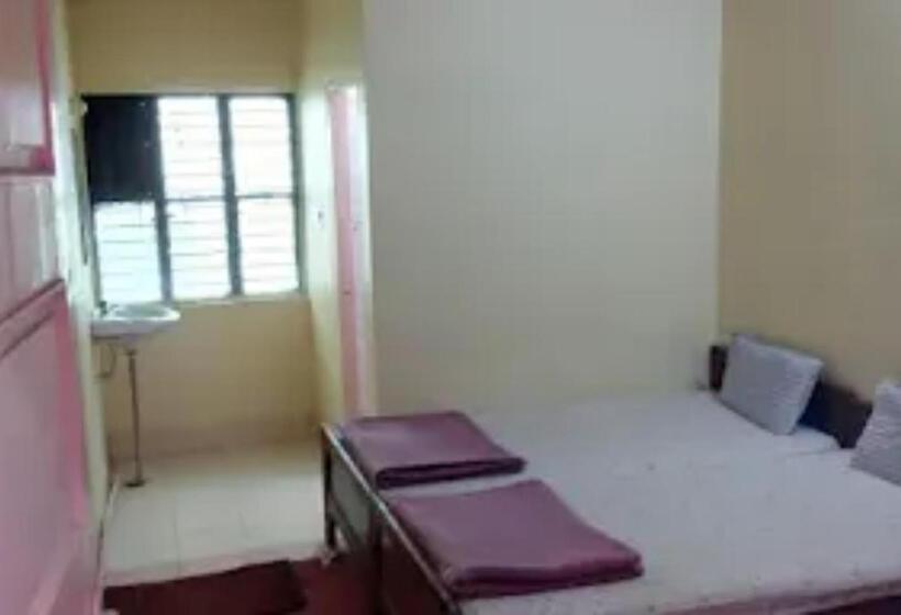 Hotel Royal Palace , Shegaon