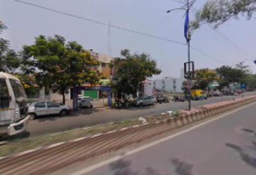 Hotel Royal Palace , Shegaon