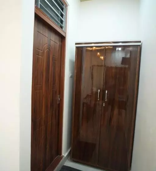 ホテル Shree Padam