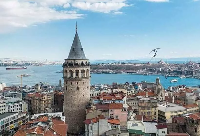 Hotelli The Külsümz