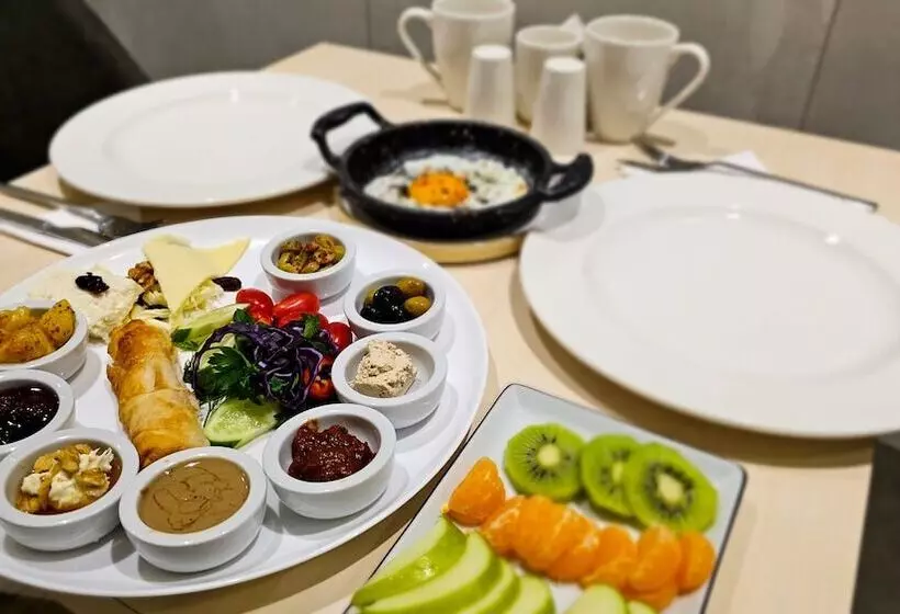 Hotelli The Külsümz