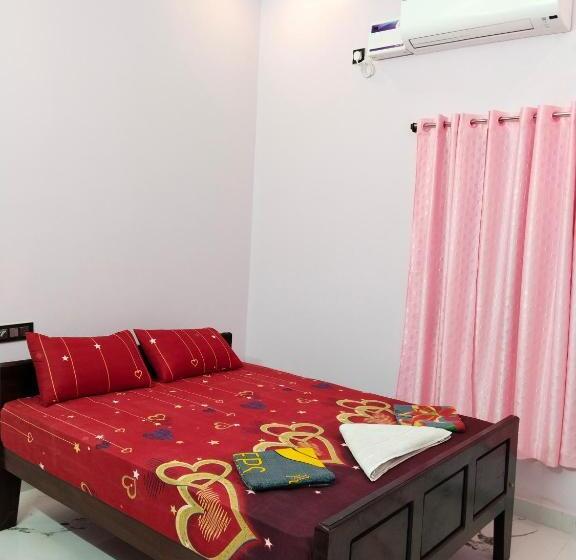 Отель Vedhav Residency