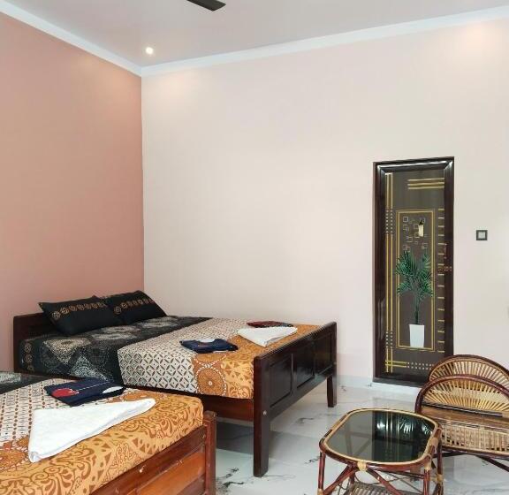 Отель Vedhav Residency