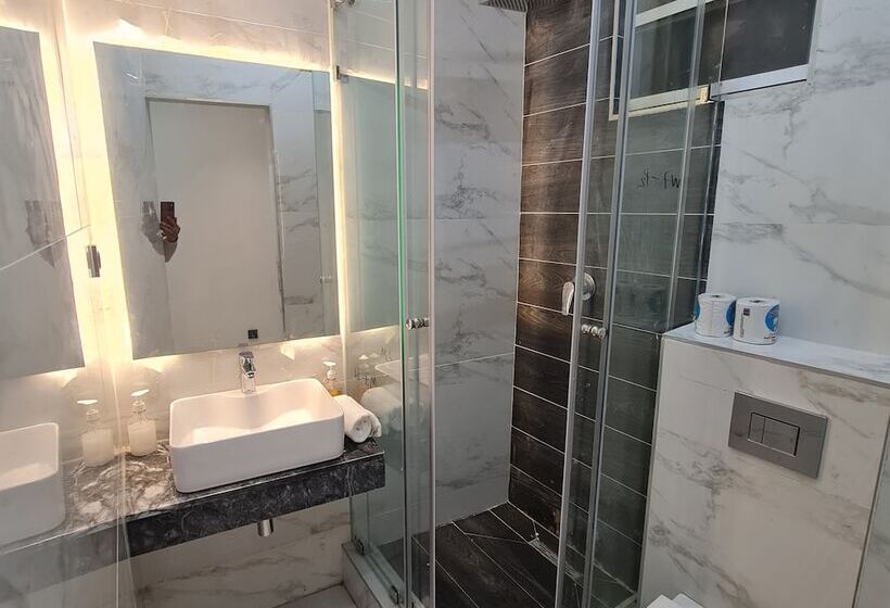 ホテル White Garden