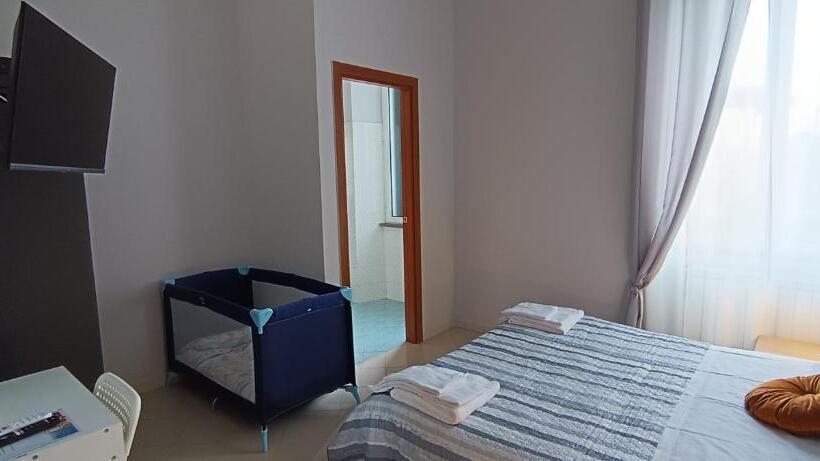 پانسیون F.a.m.s