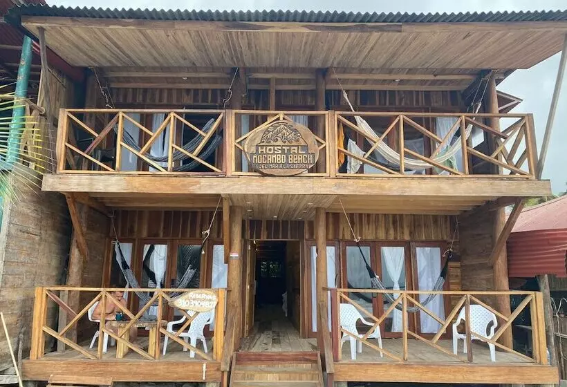 ペンション Hostal Mocambo Beach