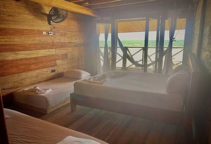 ペンション Hostal Mocambo Beach