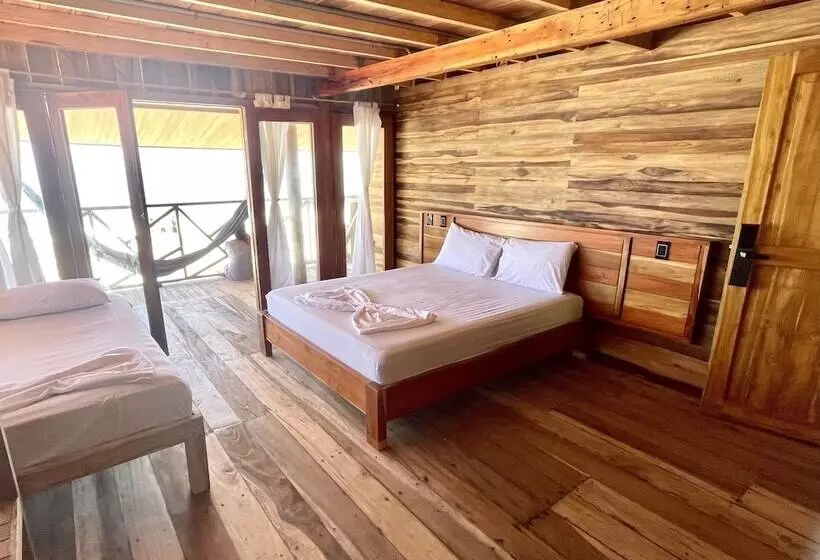 ペンション Hostal Mocambo Beach