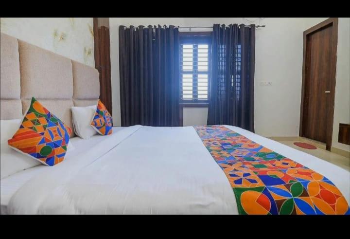 Pension Mohan Palace