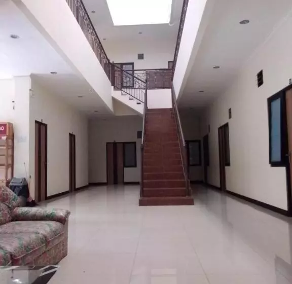 Pension Villa Puncak Tidar