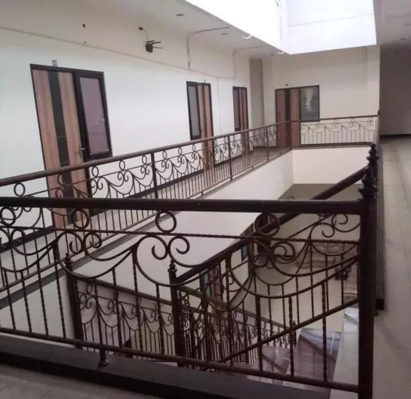 Pension Villa Puncak Tidar