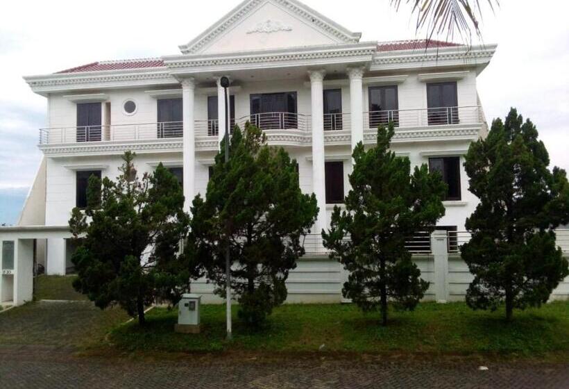 Panzió Villa Puncak Tidar