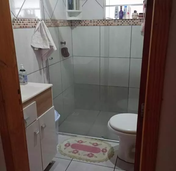 Retkeilymaja Aconchego