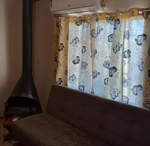 Retkeilymaja Aconchego