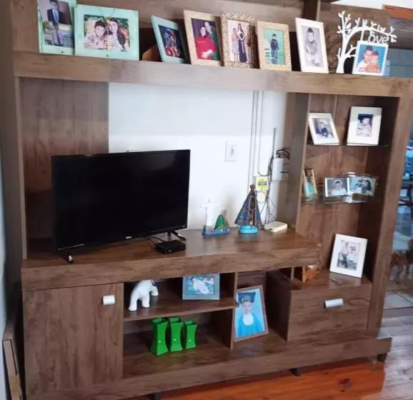 Retkeilymaja Aconchego