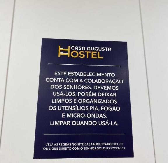 هاستل Casa Augusta 4