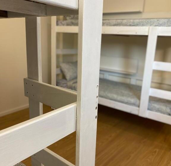 هاستل Casa Augusta 4