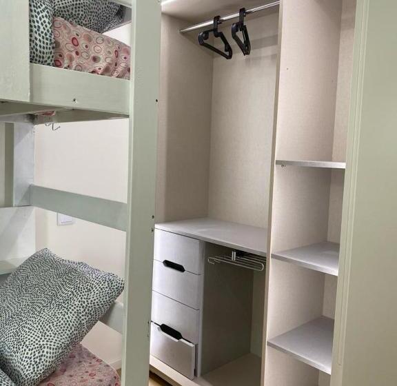 هاستل Casa Augusta 4